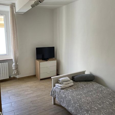Al Battistero Apartment ปาร์มา ภายนอก รูปภาพ